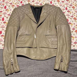 Balenciaga 2013 Khaki Leather Jacket with Quilted Shoulders size 42 US 10/12 EUC